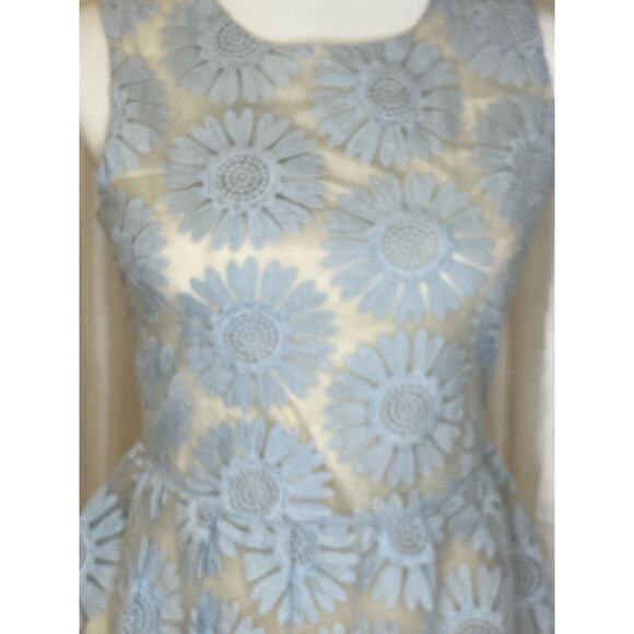 NWT Ellison Small Embroidered Floral Overlay Fit and Flare Dress New with Tags - Picture 6 of 9